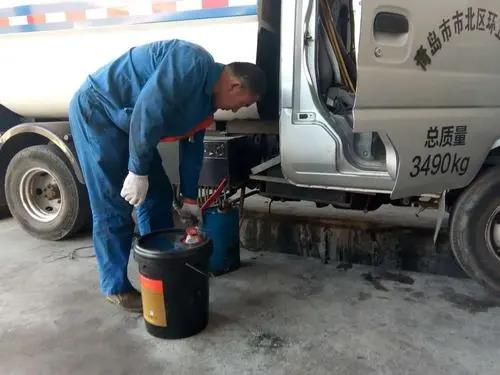 清运车